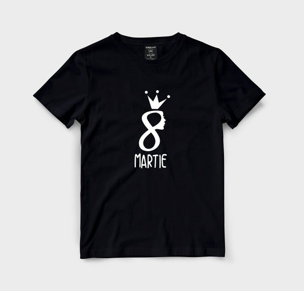 Crown 8 martie